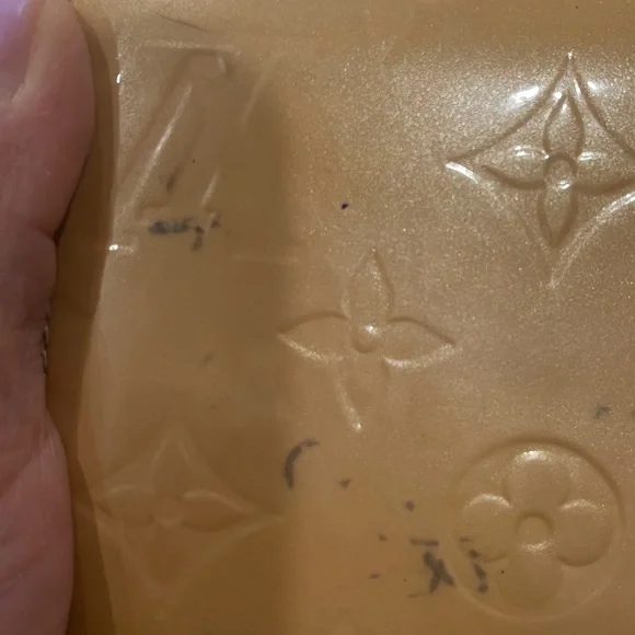 Louis Vuitton Vernis Sarah Wallet - Picture 4 of 12